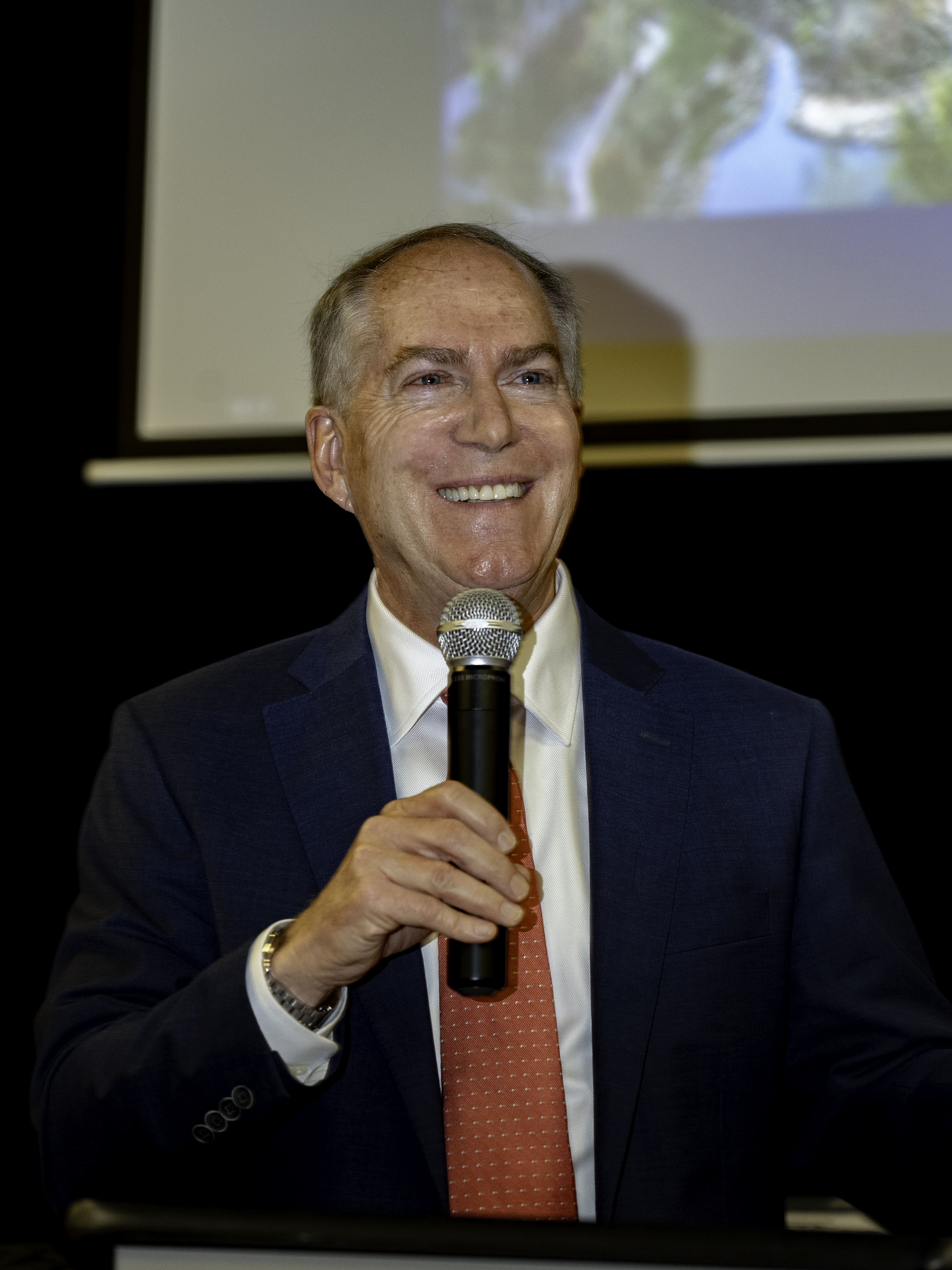 Mayor Knox White speaking at the Bluffline event about greenways as economic catalysts